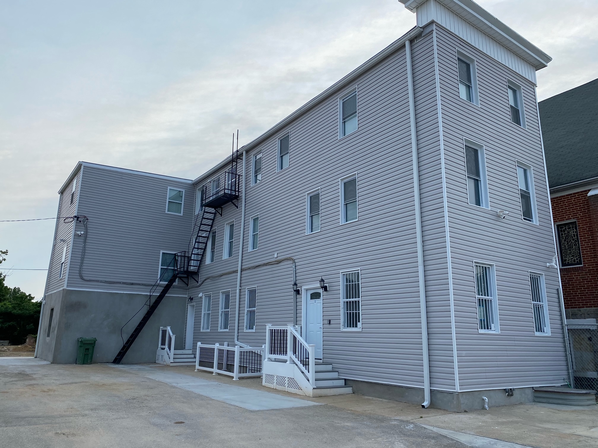 6 South Franklintown Road - 1A Private Bath Avail. $850