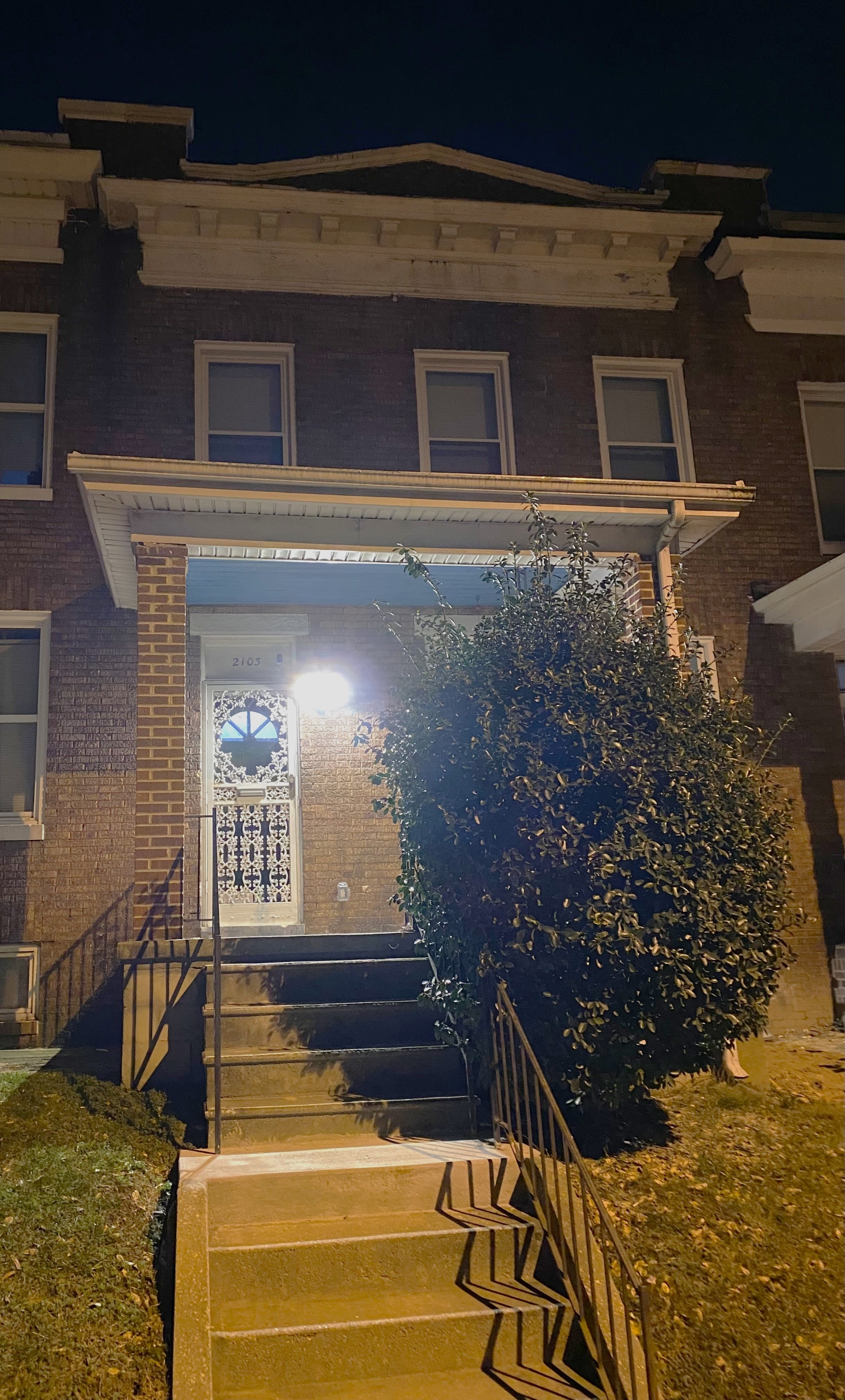 2103 Belair Rd - F  $850 w/bath